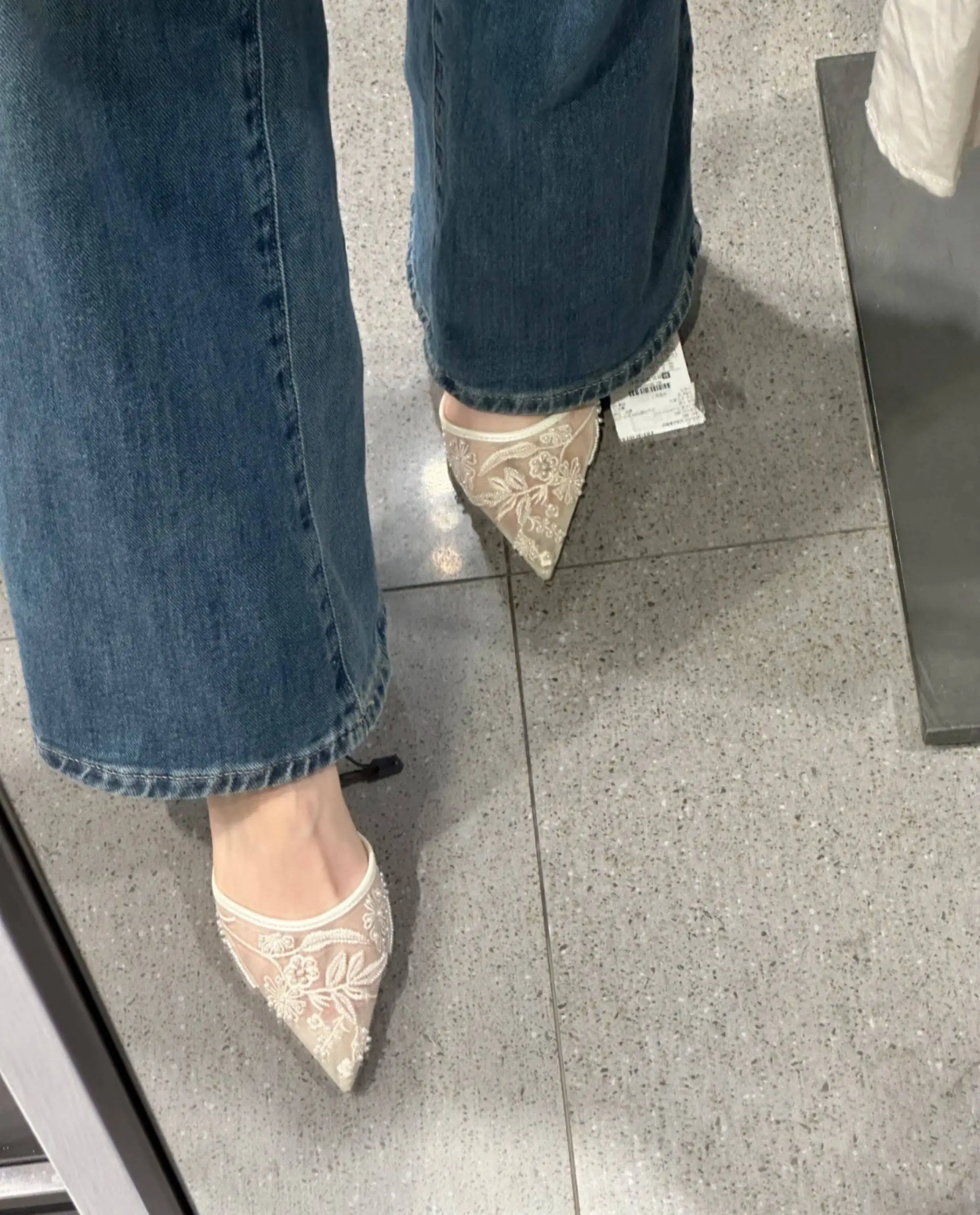 2026 Spring/Summer New Women's Shoes Champagne Chinese Embroidery Mesh Pearl Pointed High Heels Thin Heels Baotou