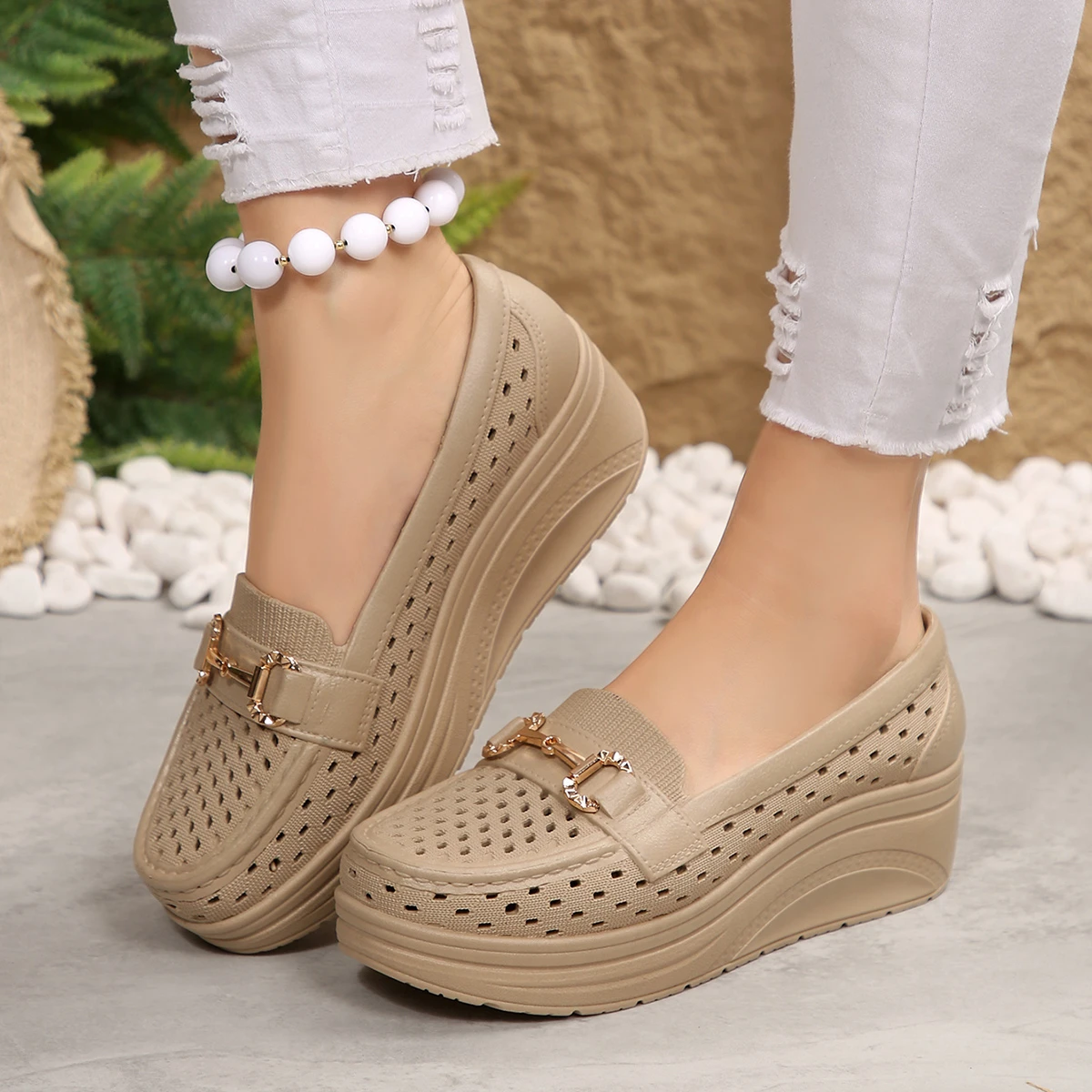 Spring Summer Hot-selling Comfortable Thick-soled Non-slip Sports Shoes for Women Fashion New Breathable Sexy Wedge Work Shoes