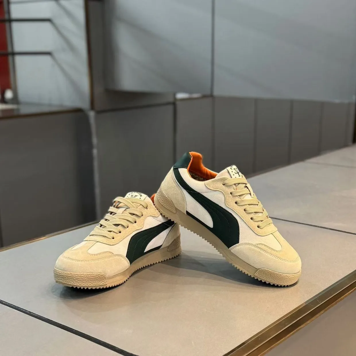 Large Size Men's Retro Sport Shoes Low-Top Flat Bottom Comfortable German Trainer for Summer And Autumn Stylish Footwear