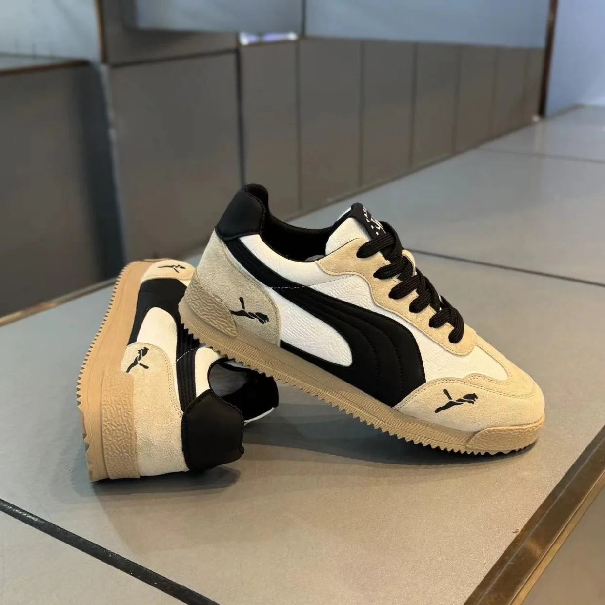 Large Size Men's Retro Sport Shoes Low-Top Flat Bottom Comfortable German Trainer for Summer And Autumn Stylish Footwear