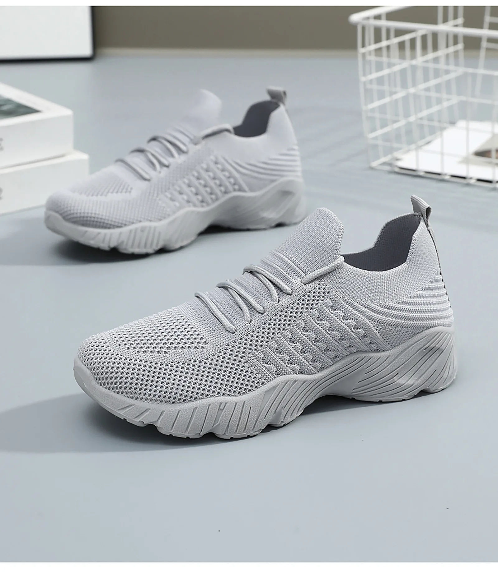 Women Breathable Flying Weave Sneakers Lightweight Soft Sole Elderly Mom Walking Shoes Summer Mesh Non Slip Casual Sports Shoes