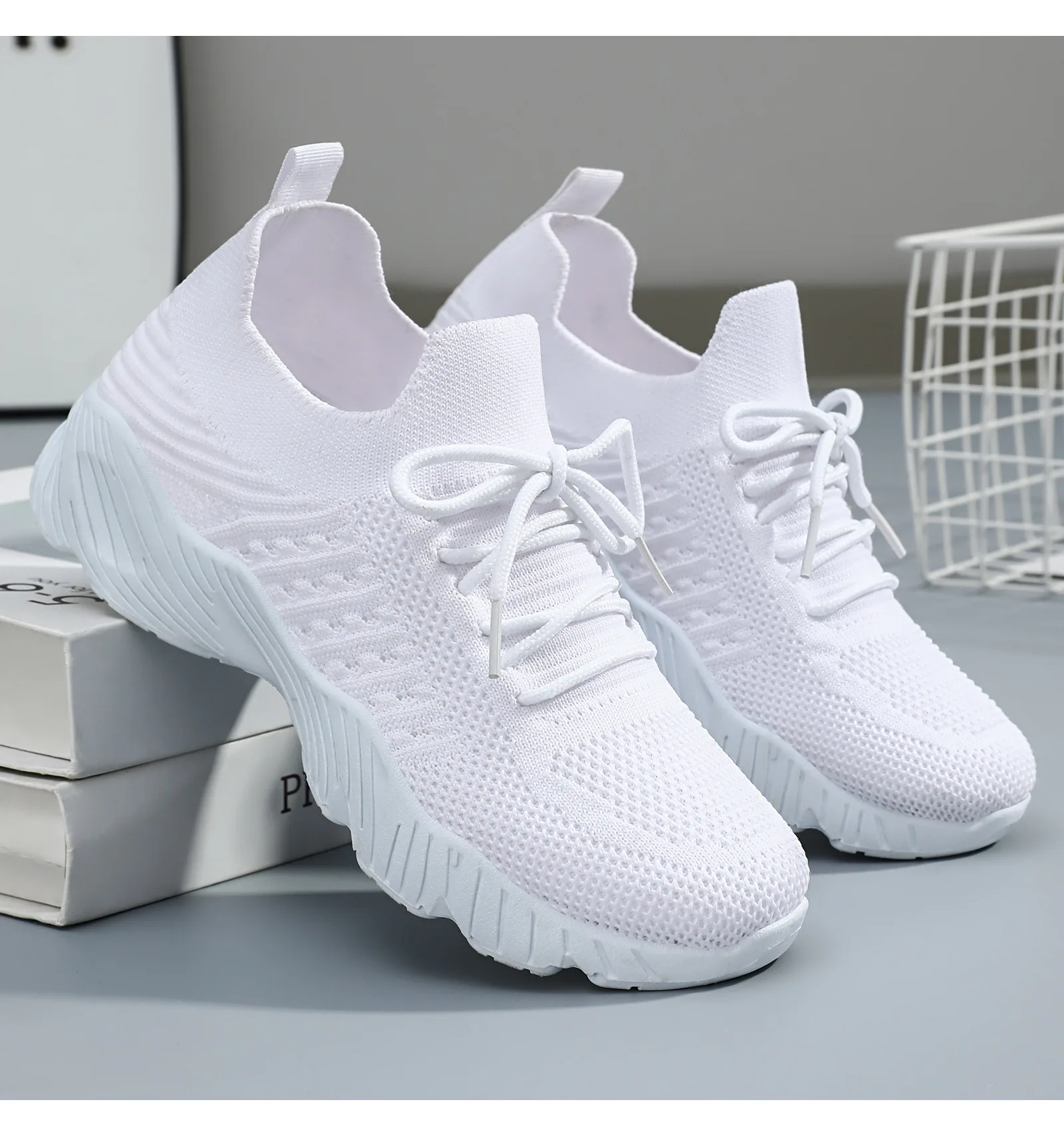 Women Breathable Flying Weave Sneakers Lightweight Soft Sole Elderly Mom Walking Shoes Summer Mesh Non Slip Casual Sports Shoes