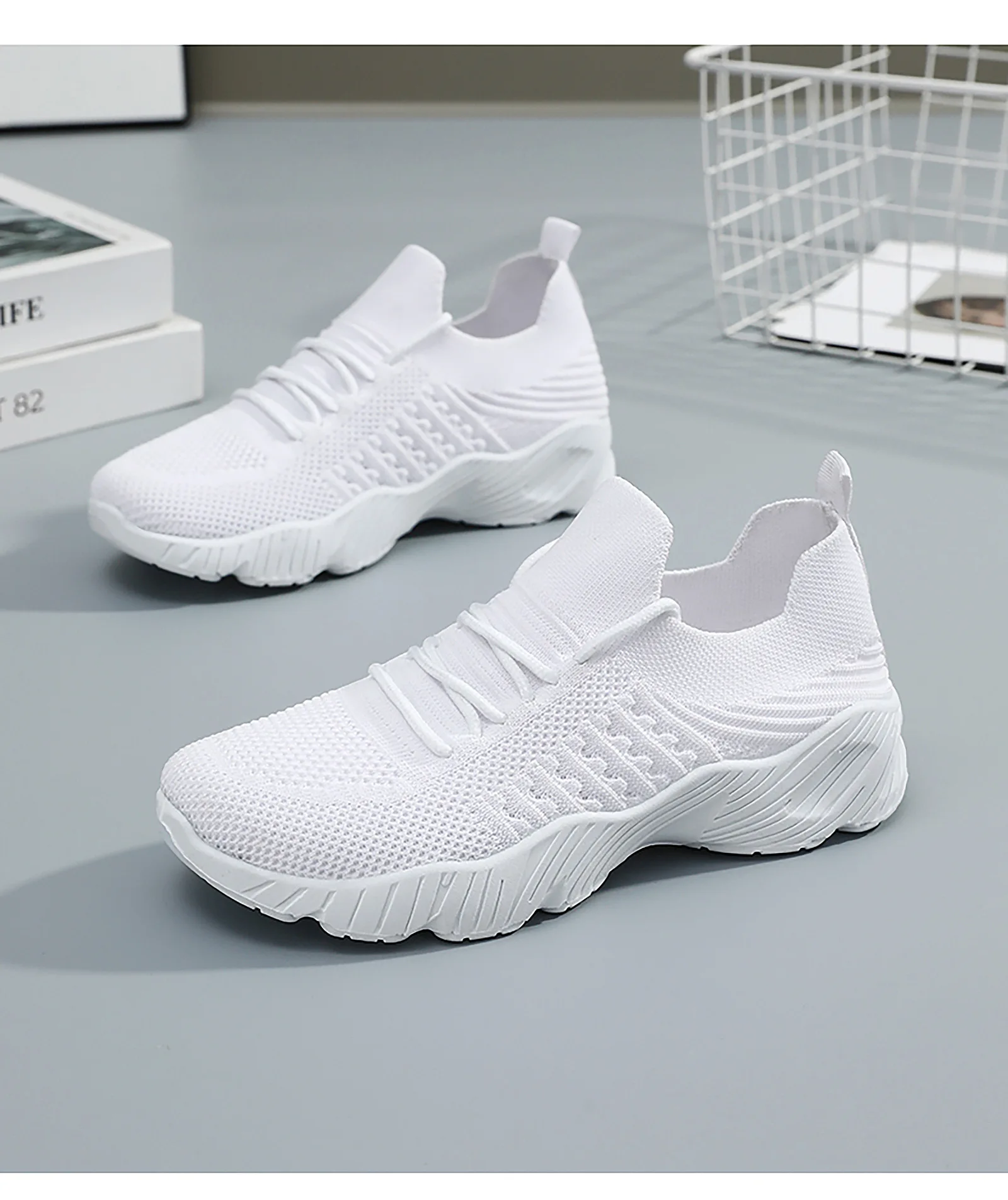 Women Breathable Flying Weave Sneakers Lightweight Soft Sole Elderly Mom Walking Shoes Summer Mesh Non Slip Casual Sports Shoes