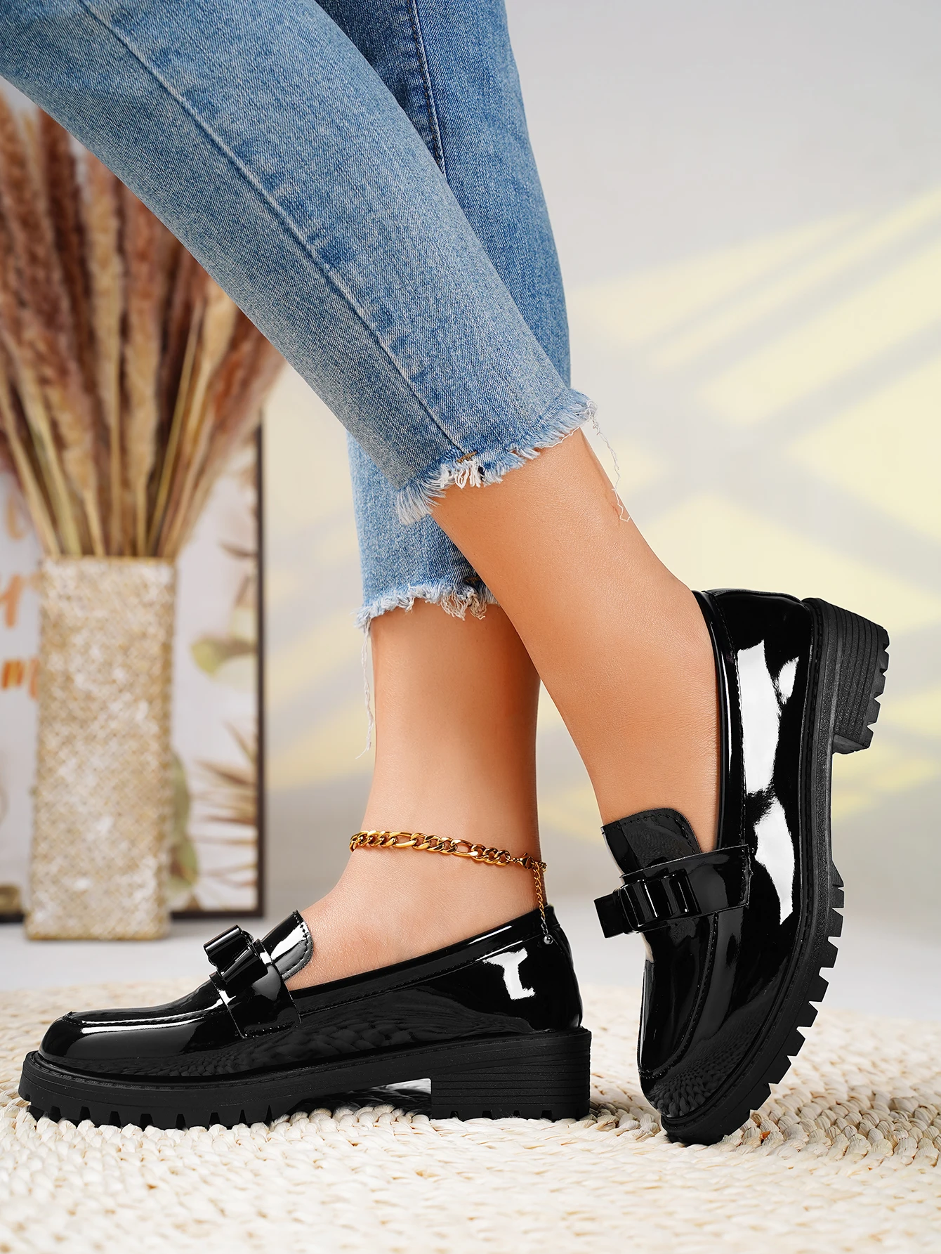 2024 New Summer Ladies Fashion Round Toe Retro Solid Color Mary Jane Shoes Daily Casual Shopping Ladies High Heels Zapatos Mujer