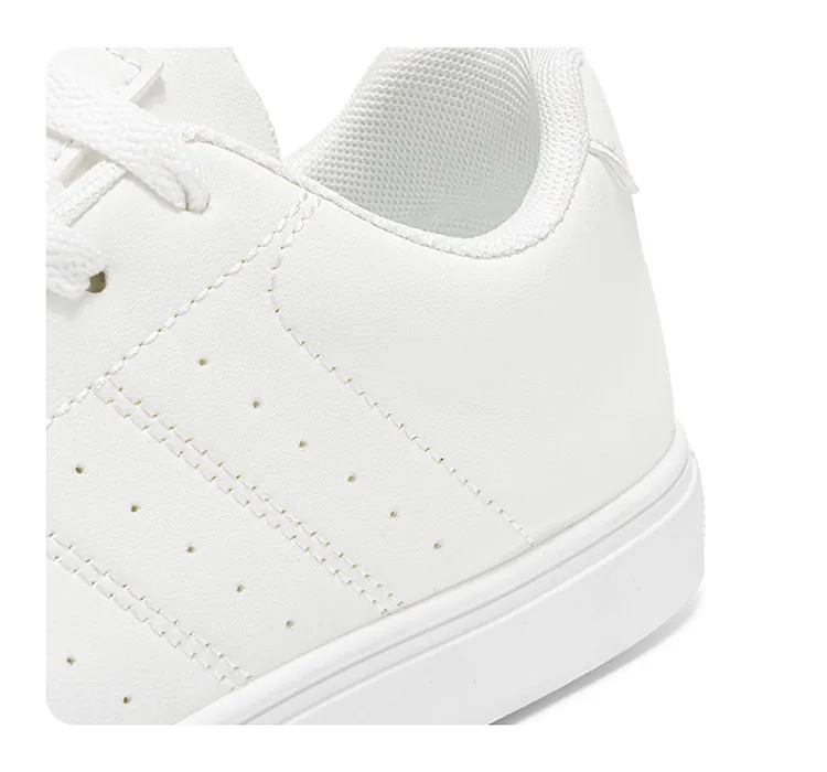 Men Classic Leather Skate Shoes Lace Up Flat Casual Sneakers Non Slip Daily Walking Footwear Black White 2 Colors