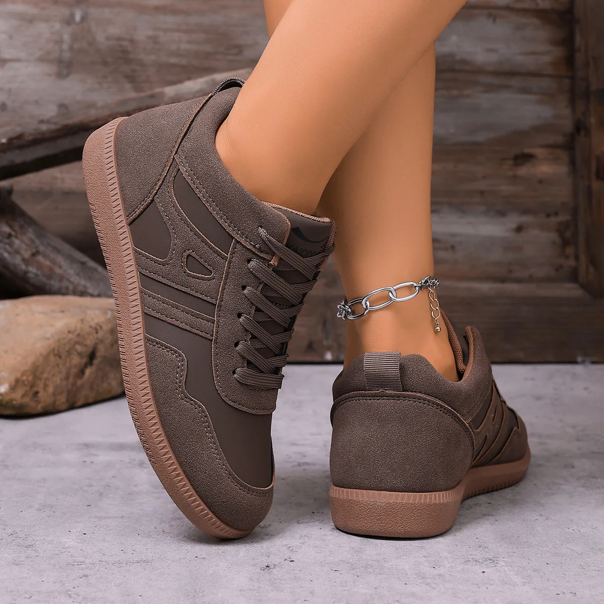 New 2026 Ladies Black Soft-soled Comfortable Sneakers Women's Leisure Joker Walking Shoes Tenis Feminino Zapatillas Mujer