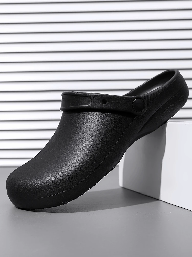 2025 New Fashion Men's Slip-On Half-Mule Closed-Toe Non-Slip Work Shoes Chef Shoes Lightweight Beach Shoes Casual Men's Shoes