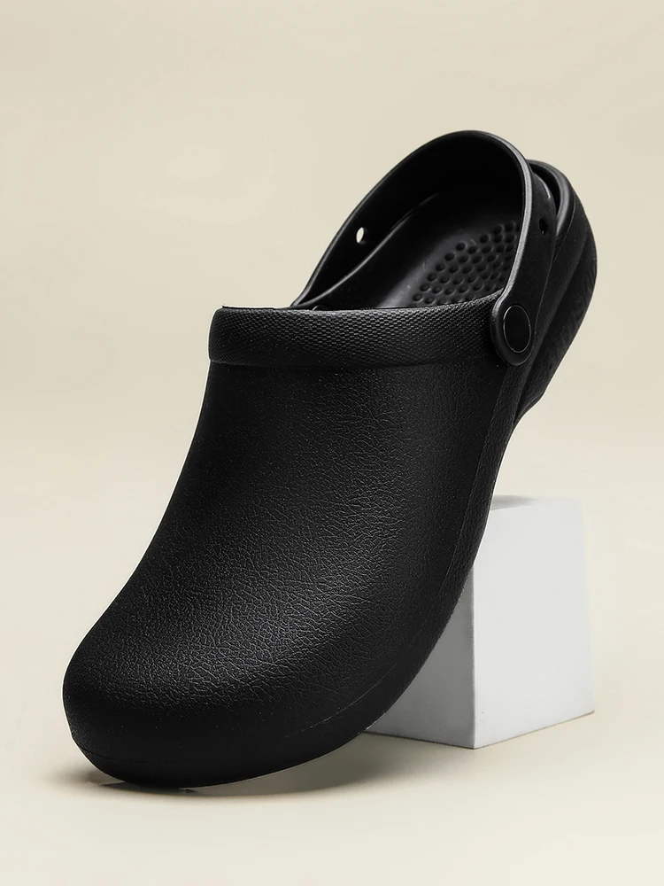 2025 New Fashion Men's Slip-On Half-Mule Closed-Toe Non-Slip Work Shoes Chef Shoes Lightweight Beach Shoes Casual Men's Shoes