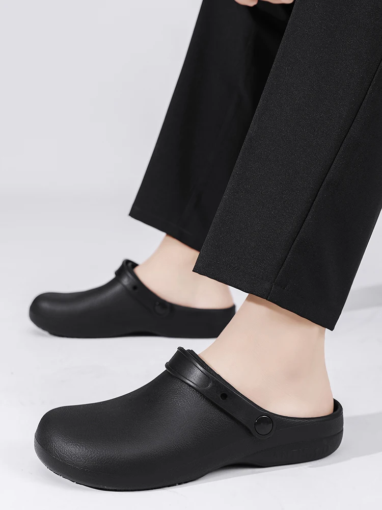 2025 New Fashion Men's Slip-On Half-Mule Closed-Toe Non-Slip Work Shoes Chef Shoes Lightweight Beach Shoes Casual Men's Shoes