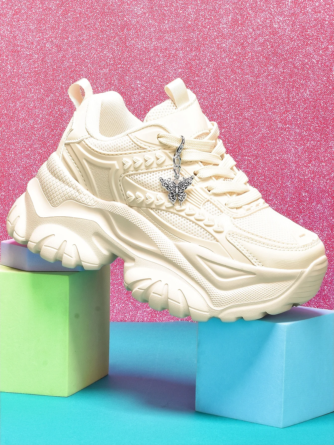 Women's Lightweight 7cm Height-Increasing White Platform Trendy Versatile Fashion Casual Vulcanized Shoes with Silver Butterfly Decoration and Chain Accessory, High Platform Trendy Versatile White Women's Comfortable Soft-Soled Shock-Absorbing Non-Slip Vulcanized Shoes, Summer Breathable Quick-Dry Mesh Sandals for Daily Walking, Fitness, and Work, White Shoes