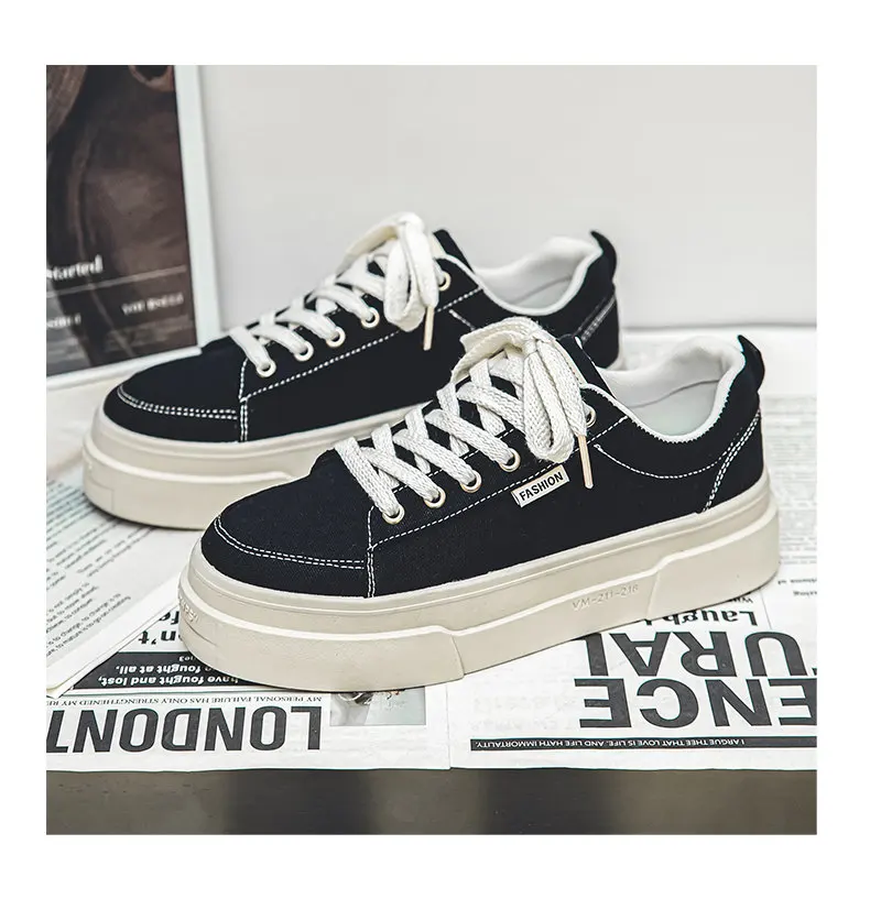 Spring New Men's Breathable Casual Thick-Soled Low-Top Fashion Versatile Black Basic Canvas Shoes Trendy Skateboard Shoes Suitable for Outdoor Sports and Daily Wear