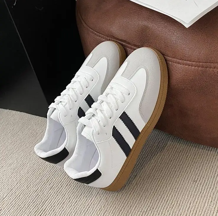 Women Tennis Sneakers Flats Ladies Fashion Lace-Up Vulcanized Shoes Autumn Outdoor Trainers Student Board Shoes Women Footwear