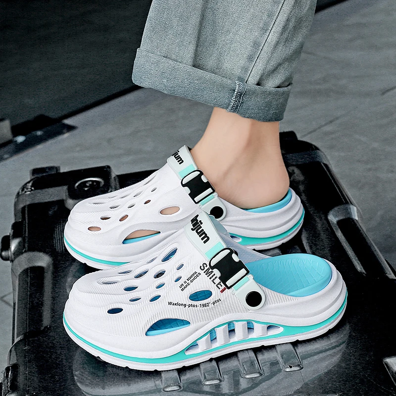 Summer Men's Beach Clogs Outdoor Sandals Comfortable Slippers EVA Slides For Men Casual Garden Shoes Male Women Beach Slippers