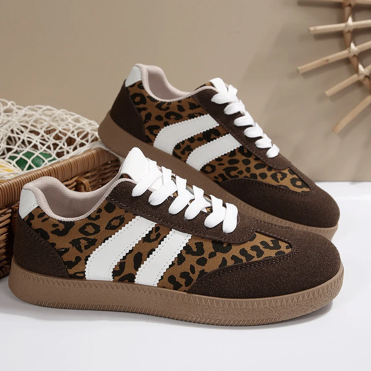 Women Sneakers Brand Classical Outdoor Luxury Sneakers Women 2026 New Designer Sneakers Comfortable Shoes Women Zapatos De Muje