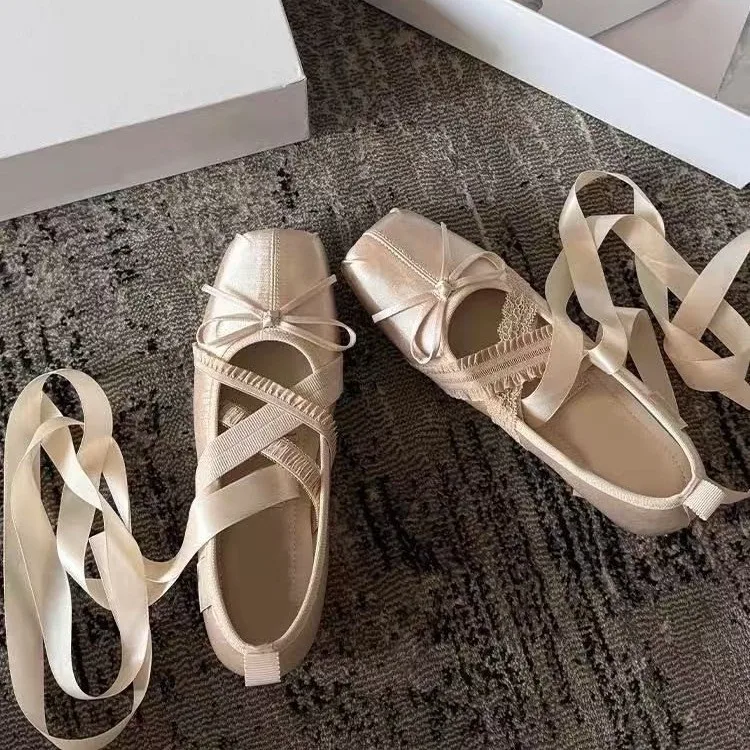 Mary Jane Premium Silver Satin Square Toe Lace-Up Mary Jane Shoes 2026 New Single Shoes