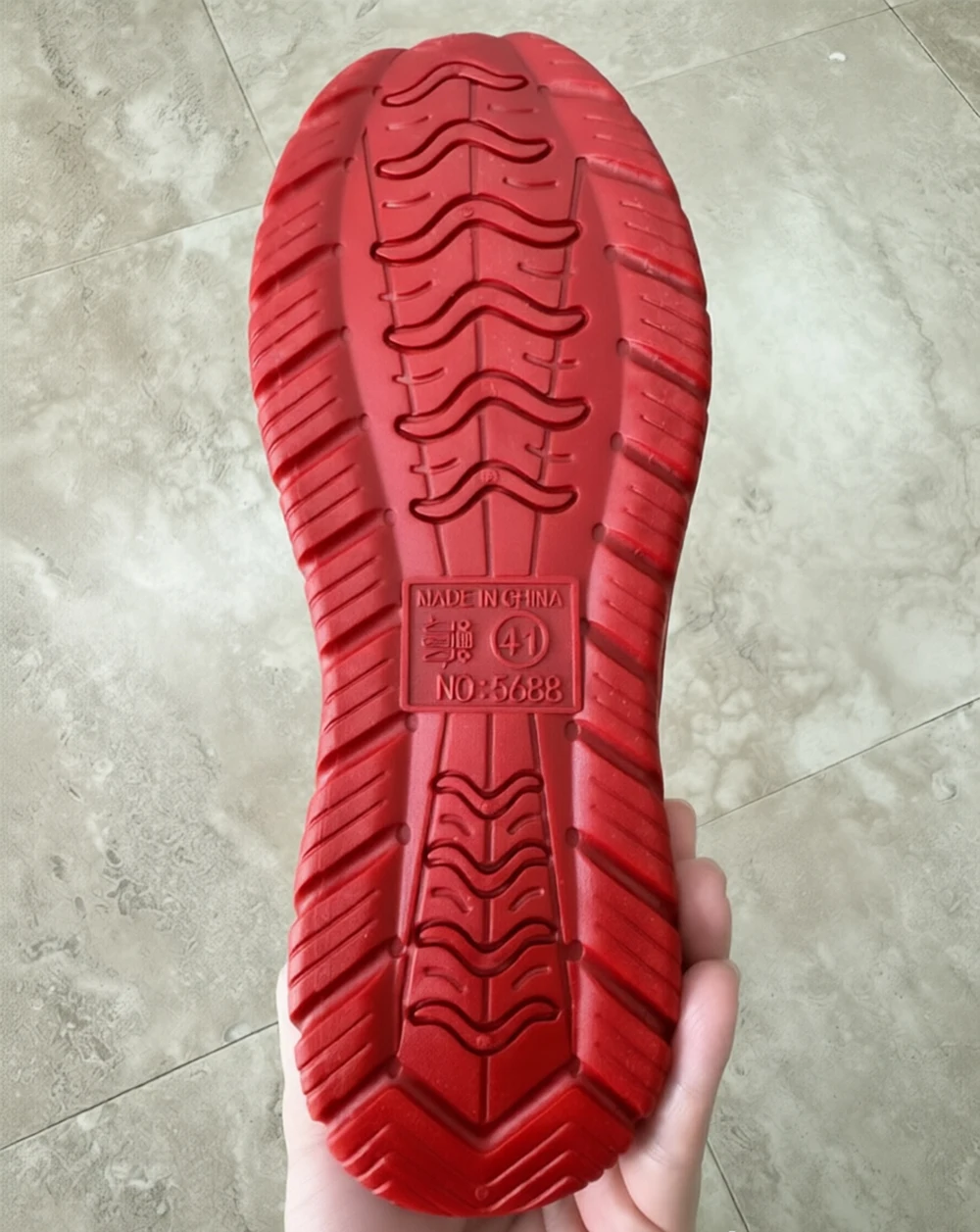 Men's Fashionable Anti-Slip Rain Shoes