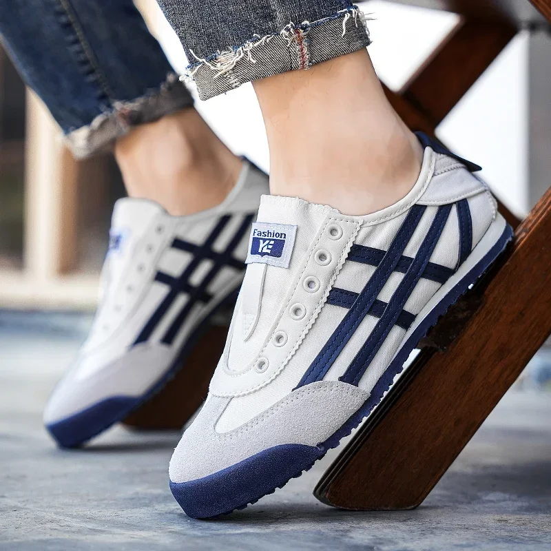 Fashion Men Casual Shoes Lightweight Cloth Running Outdoor Sneakers Comfortable Walking Sport Shoes Breathable Jogging Shoes
