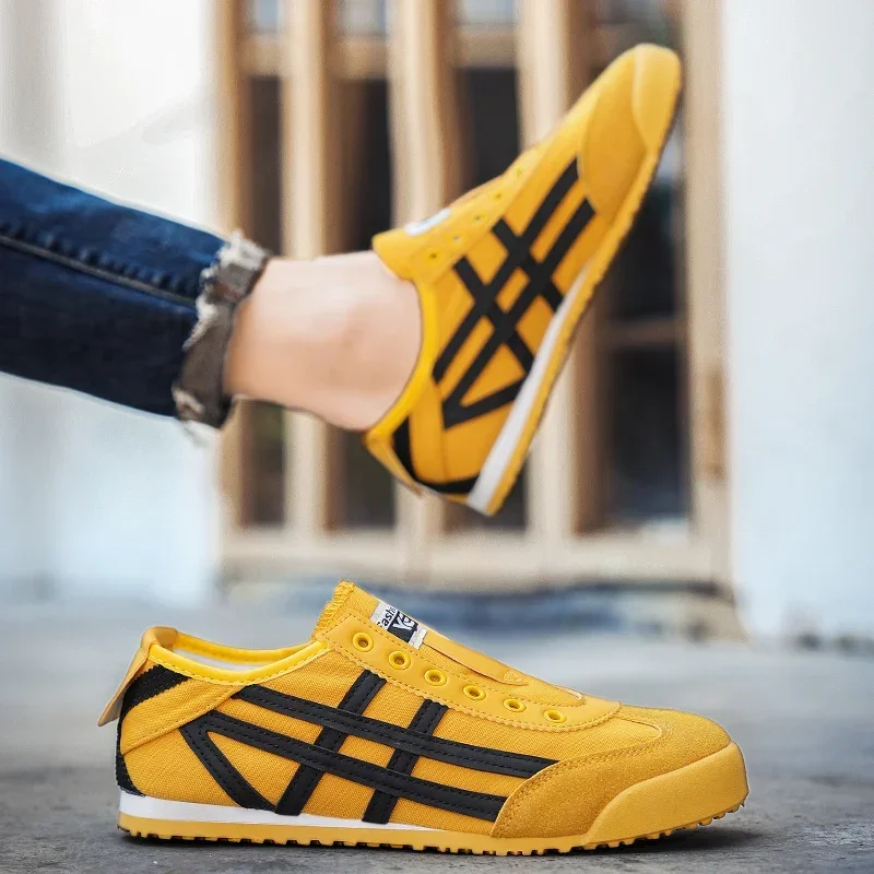 Fashion Men Casual Shoes Lightweight Cloth Running Outdoor Sneakers Comfortable Walking Sport Shoes Breathable Jogging Shoes