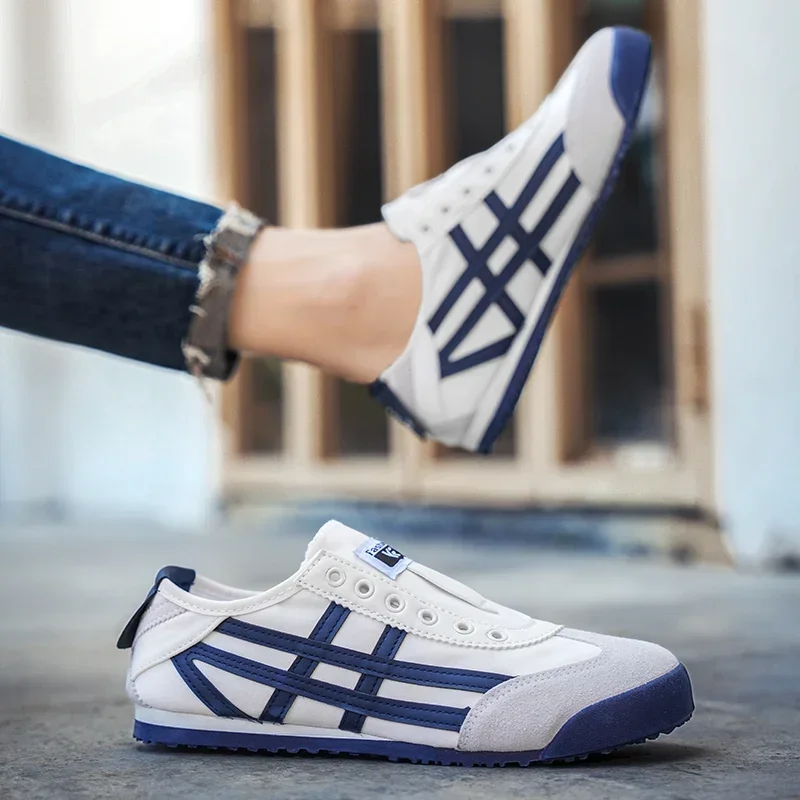 Fashion Men Casual Shoes Lightweight Cloth Running Outdoor Sneakers Comfortable Walking Sport Shoes Breathable Jogging Shoes