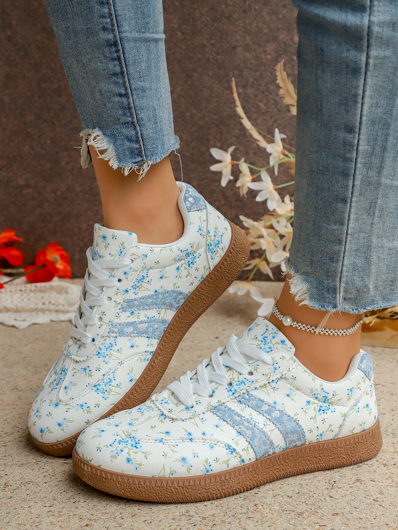 New Women's Floral Sport Shoes Comfortable Breathable Single Shoes Outsole Round Toe Casual Style Female Lightweight Sneakers