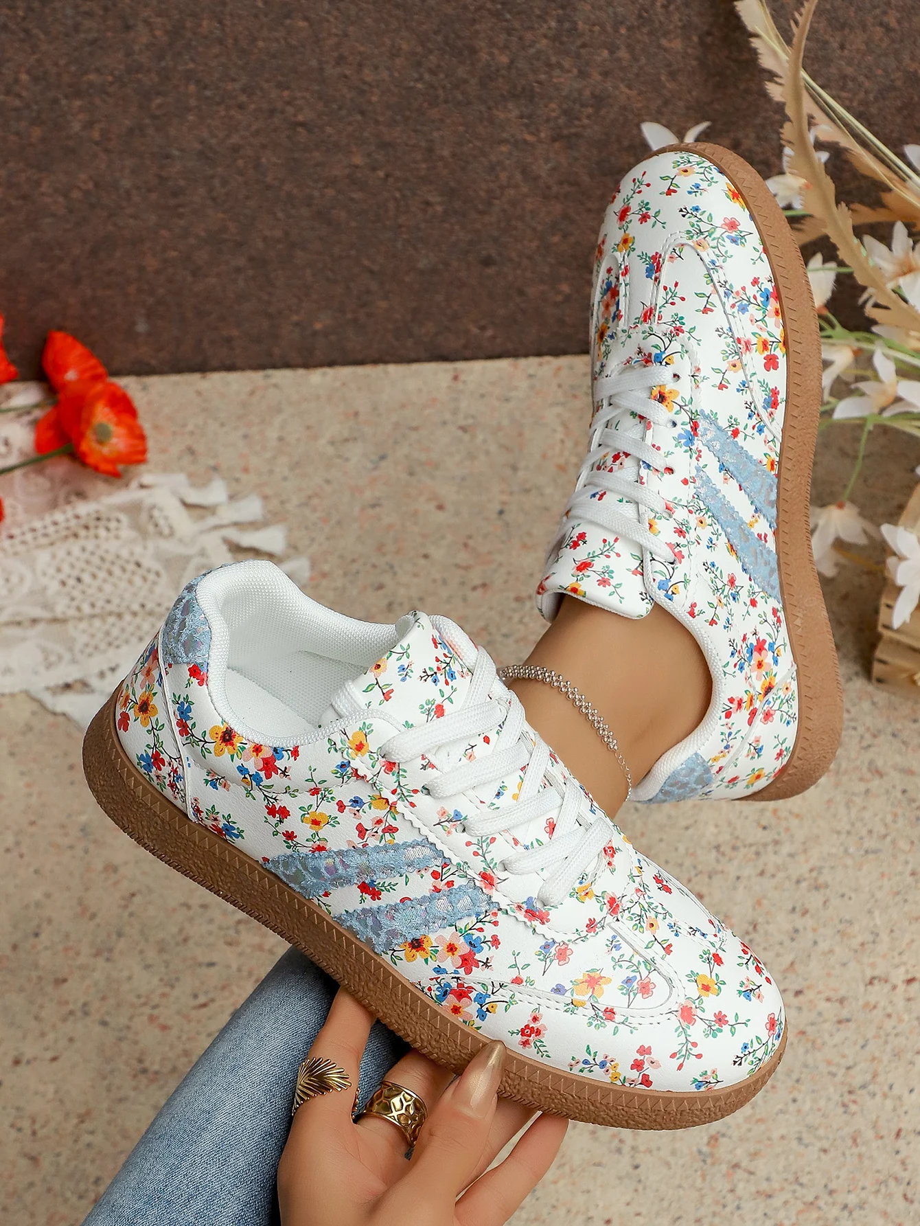 New Women's Floral Sport Shoes Comfortable Breathable Single Shoes Outsole Round Toe Casual Style Female Lightweight Sneakers