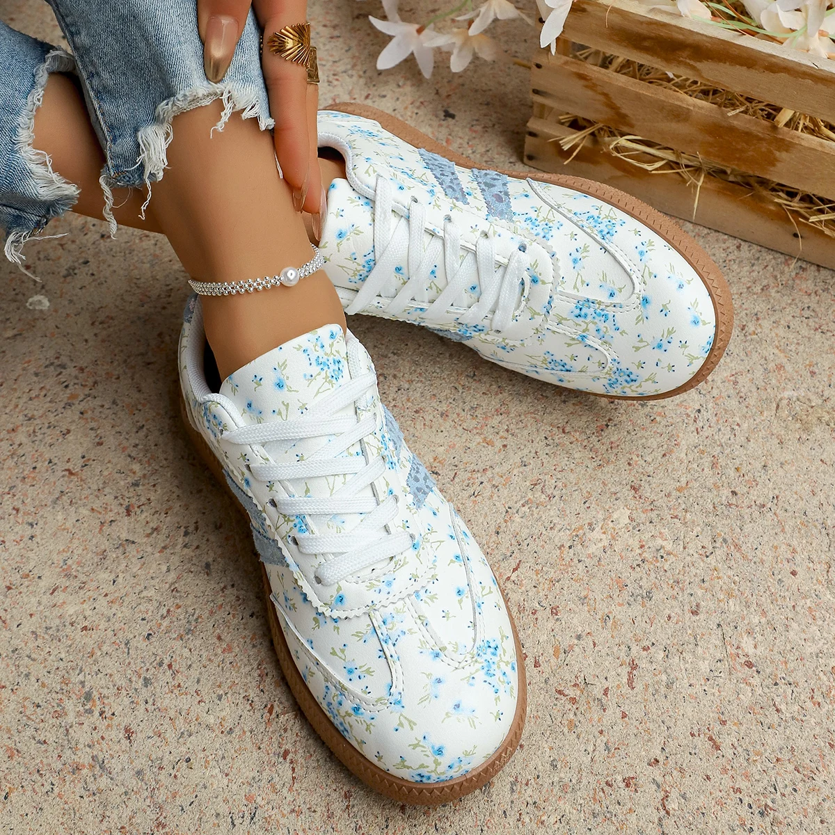 New Women's Floral Sport Shoes Comfortable Breathable Single Shoes Outsole Round Toe Casual Style Female Lightweight Sneakers