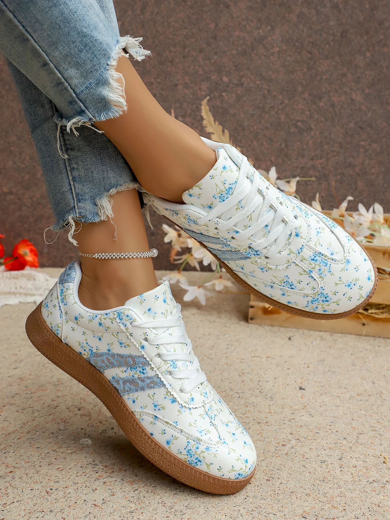 New Women's Floral Sport Shoes Comfortable Breathable Single Shoes Outsole Round Toe Casual Style Female Lightweight Sneakers