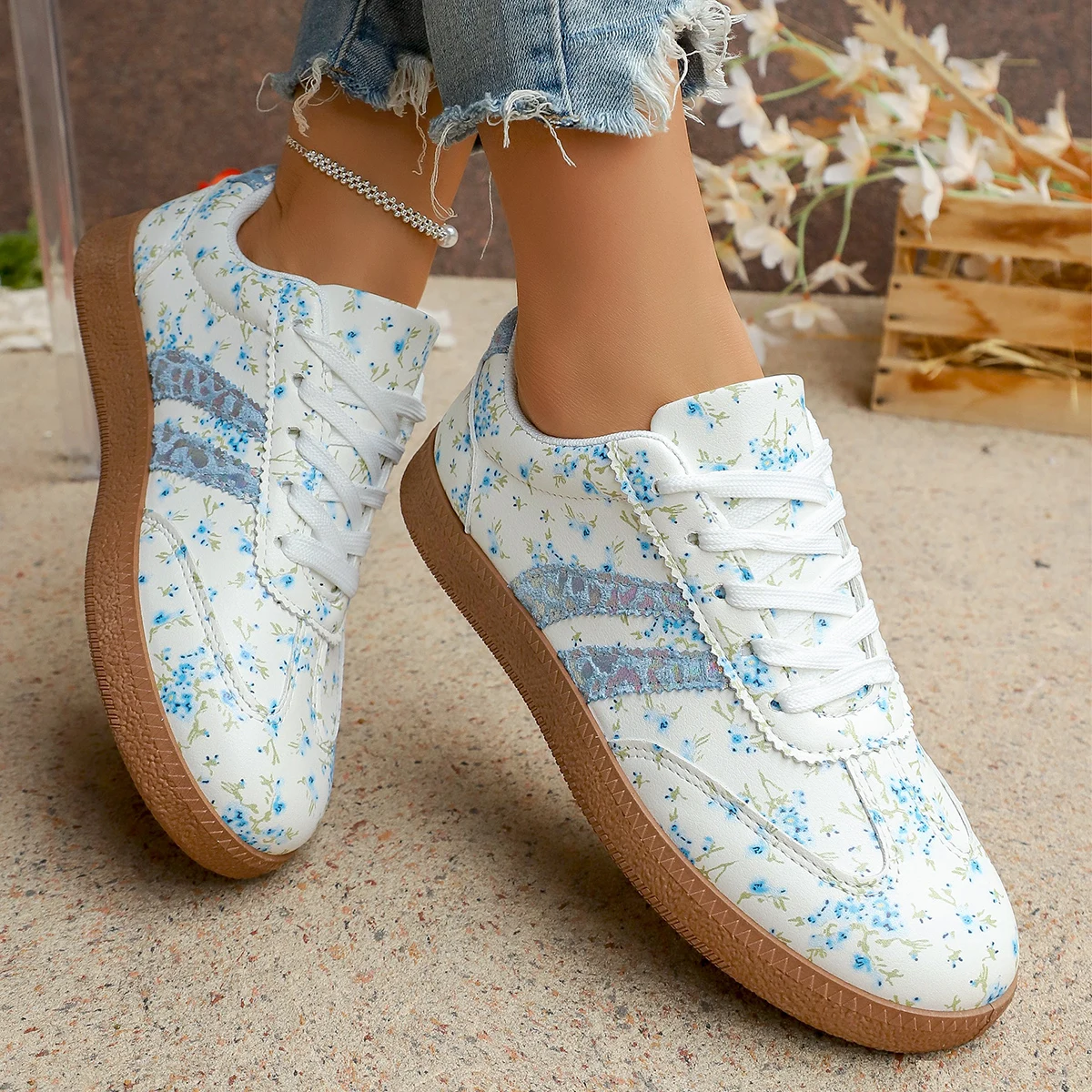 New Women's Floral Sport Shoes Comfortable Breathable Single Shoes Outsole Round Toe Casual Style Female Lightweight Sneakers