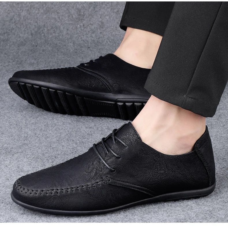 Men's leather shoes soft soles four seasons plus size casual leather shoes fashion trendy youth party Versatile driving shoes