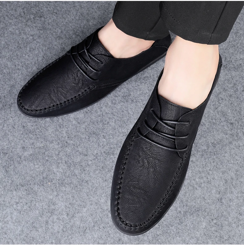 Men's leather shoes soft soles four seasons plus size casual leather shoes fashion trendy youth party Versatile driving shoes