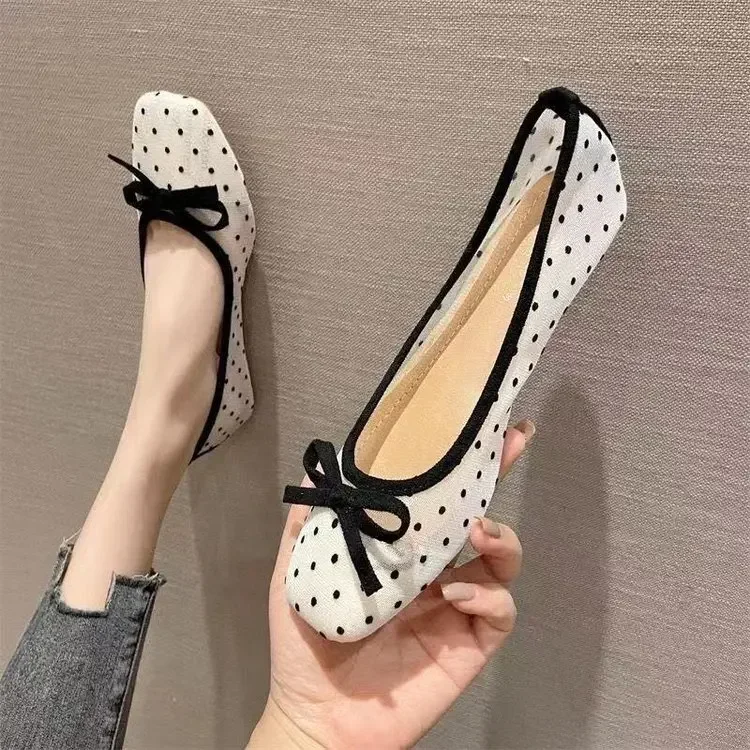 Flat Shoes for Women 2026 Spring/Summer New Women's Shoes Large Bow Mesh Square Head Flat Heel Sandals Ladies