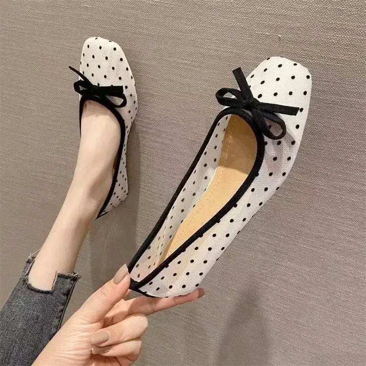 Flat Shoes for Women 2026 Spring/Summer New Women's Shoes Large Bow Mesh Square Head Flat Heel Sandals Ladies