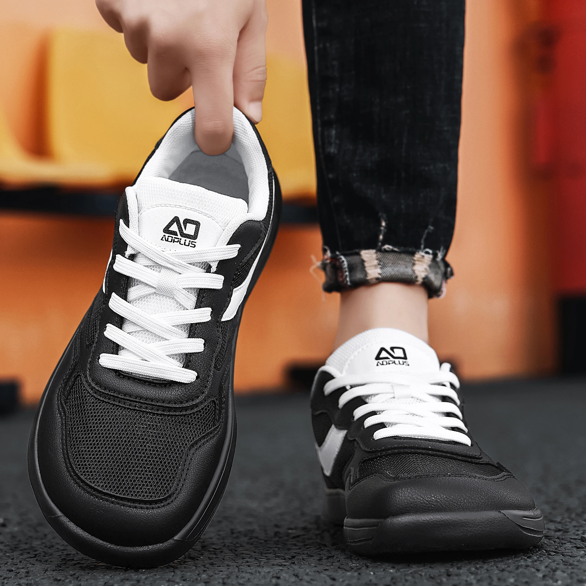 Unisex Casual Sports Sneakers Wide Fit Wide Toe Box Lightweight Breathable Comfortable Outdoor Walking Shoes For Men Women