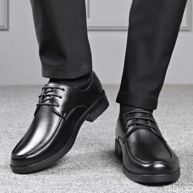 Men's Formal Skin Shoes Casual Fashion Men Sneakers Social Elegant Trend Flat Zapatos Spring Autumn New Men's Business Shoes