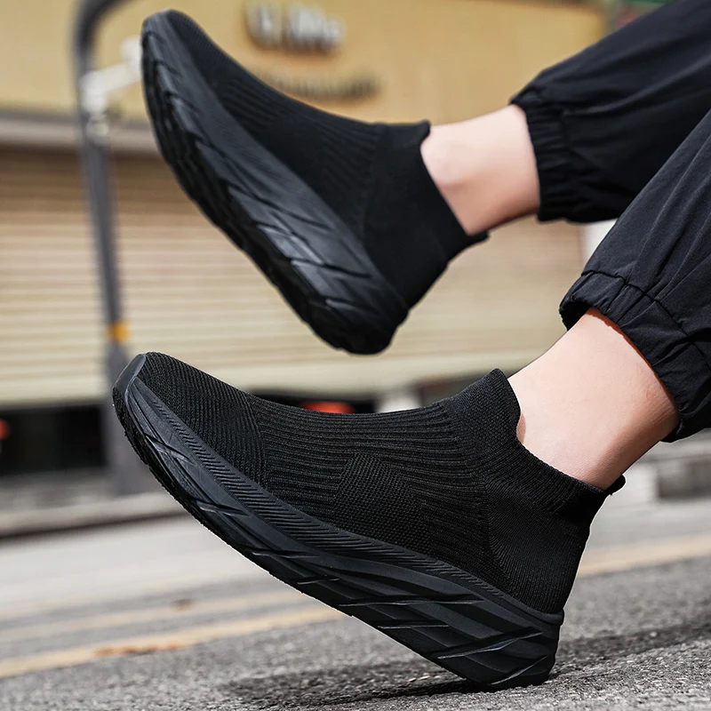 MAEDEF Men's Running Shoes Lightweight Breathable Mesh Elastic Comfortable Durable Fashion Casual Hot Selling Sports Sneakers