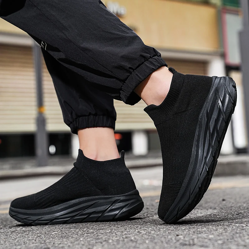 MAEDEF Men's Running Shoes Lightweight Breathable Mesh Elastic Comfortable Durable Fashion Casual Hot Selling Sports Sneakers