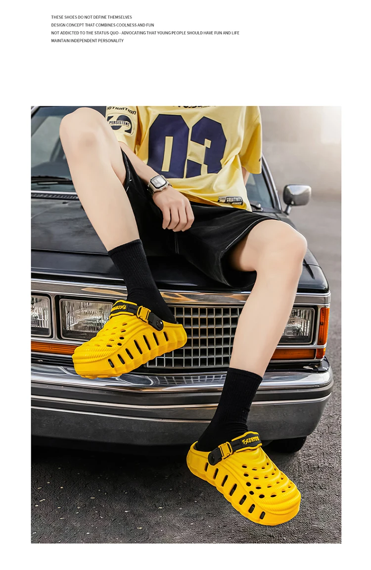 2026 NEW Men Clogs Sandals Summer Outdoor Garden Clogs Hole Shoes Male Casual Shoes Water Shoes Comfort Home Soft Slippers