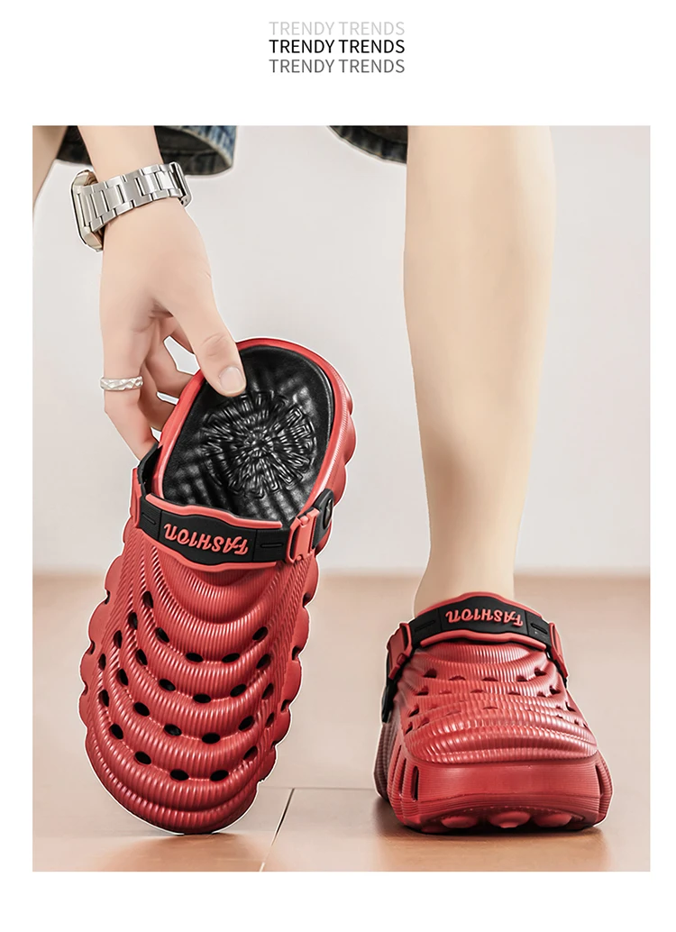 2026 NEW Men Clogs Sandals Summer Outdoor Garden Clogs Hole Shoes Male Casual Shoes Water Shoes Comfort Home Soft Slippers