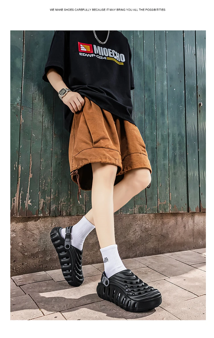 2026 NEW Men Clogs Sandals Summer Outdoor Garden Clogs Hole Shoes Male Casual Shoes Water Shoes Comfort Home Soft Slippers