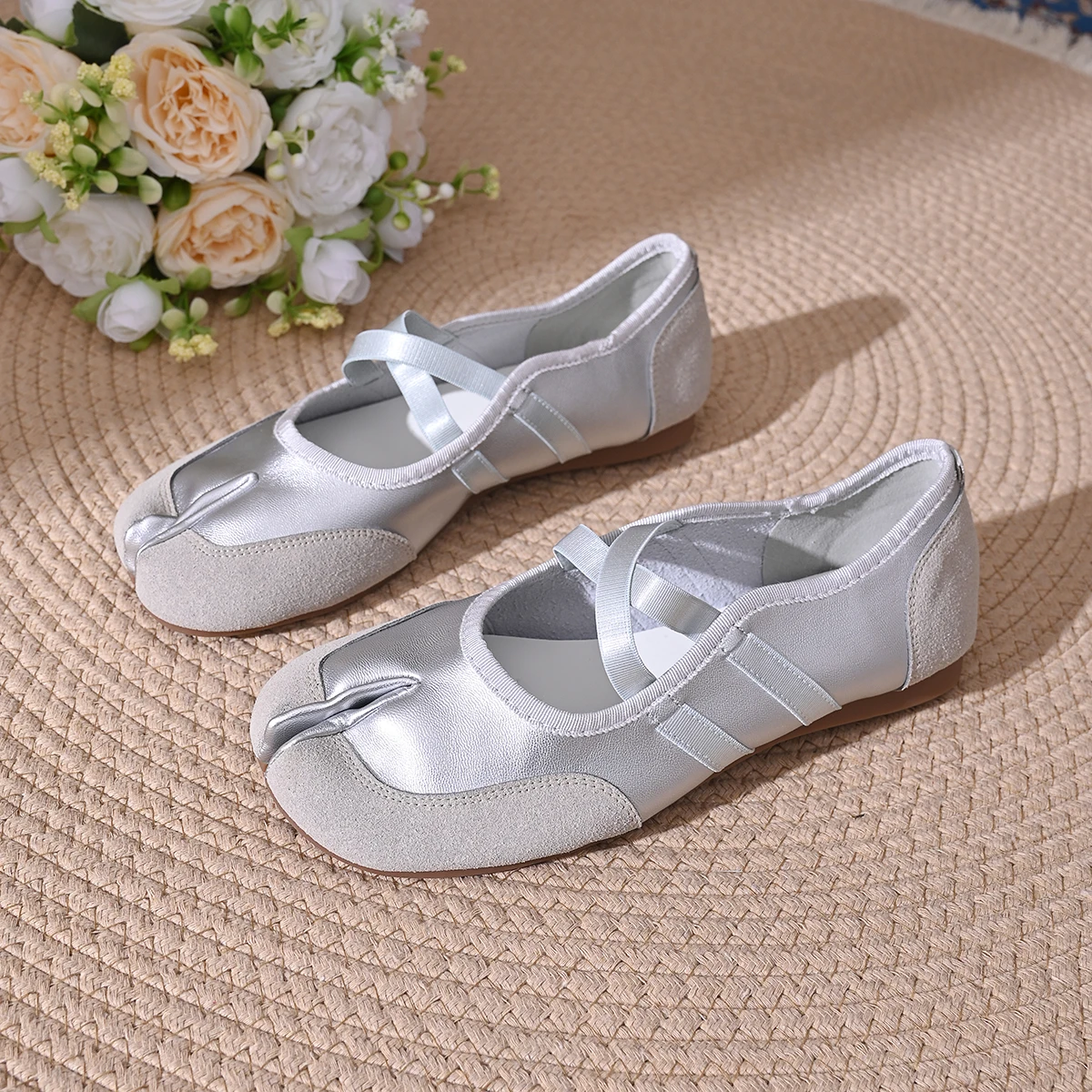 Split-Toe Casual Ballet Flats Shoes Women Genuine Pu Leather Cross Band Mary Janes Shoes Streetwear Elegant Loafers New Summer