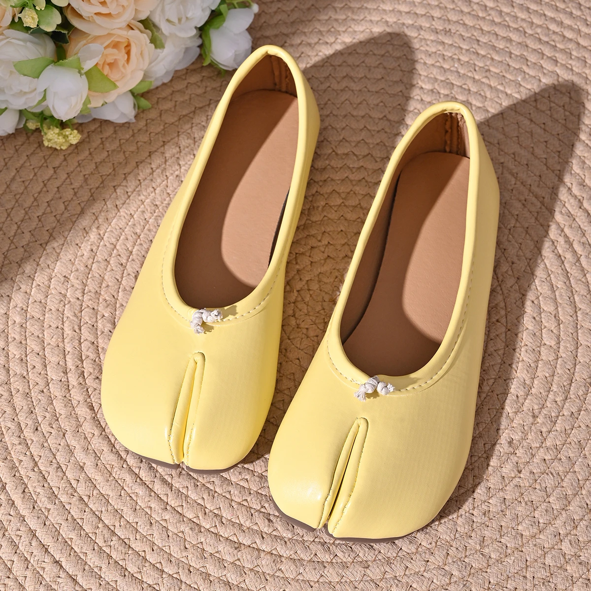 Women Cozy Leather Flats Split Hoof Toe Loafers Femme Mary Jeans Mocasines Ladies Ballerina Shoe