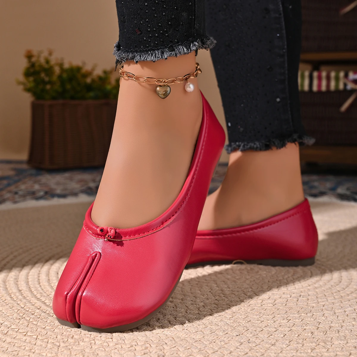 Women Cozy Leather Flats Split Hoof Toe Loafers Femme Mary Jeans Mocasines Ladies Ballerina Shoe