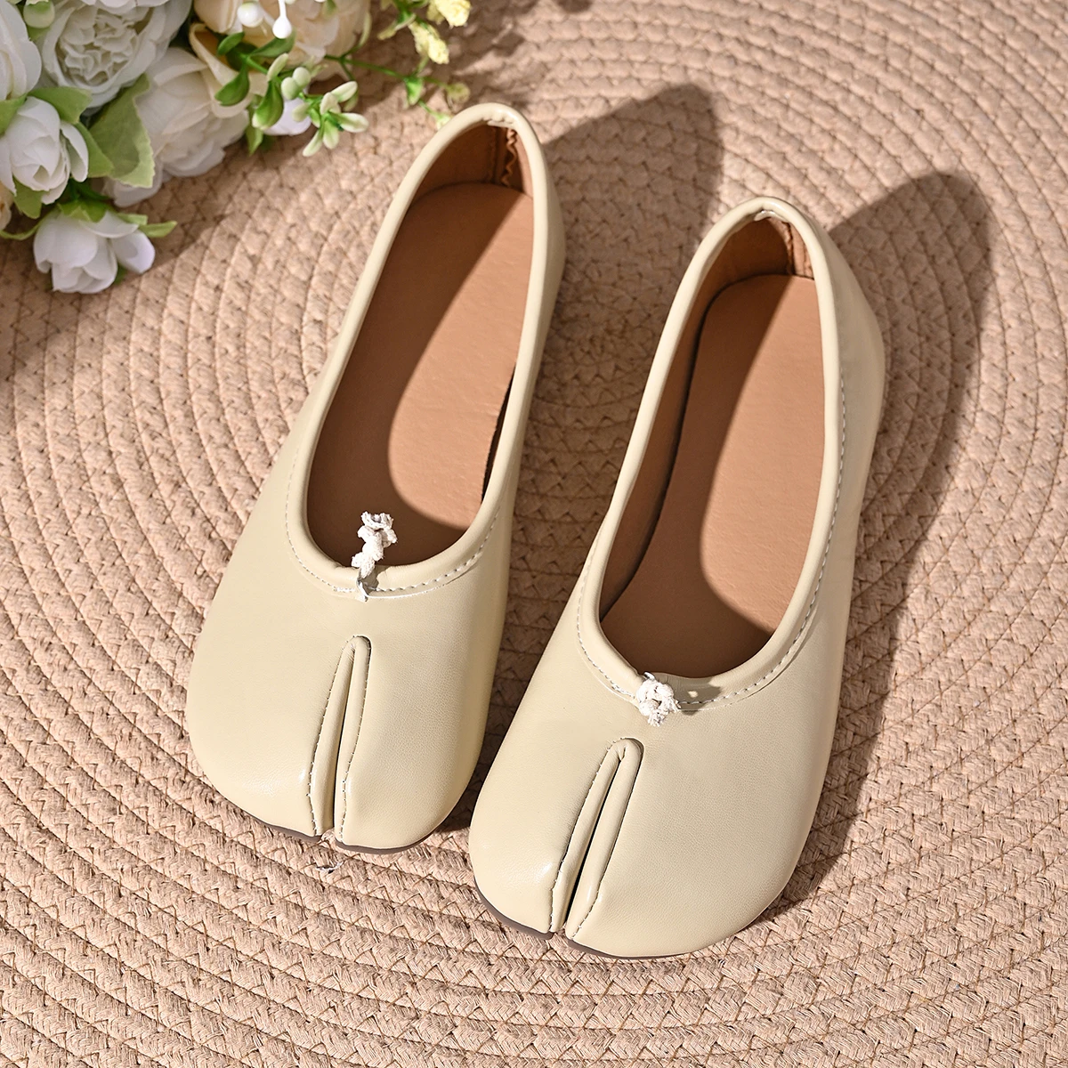 Women Cozy Leather Flats Split Hoof Toe Loafers Femme Mary Jeans Mocasines Ladies Ballerina Shoe