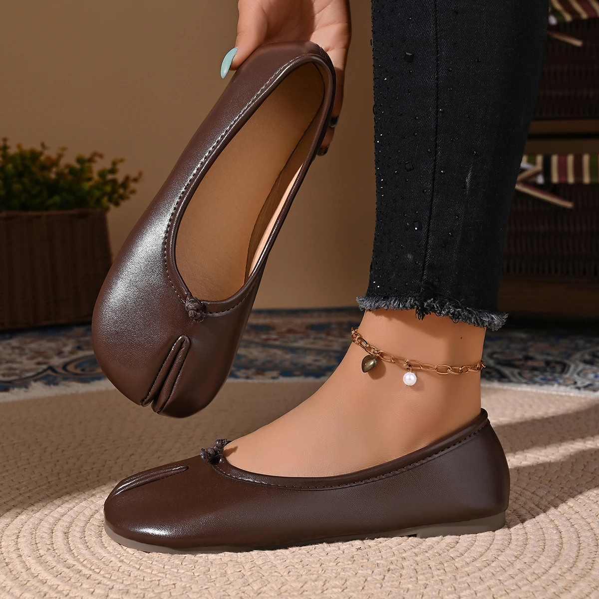 Women Cozy Leather Flats Split Hoof Toe Loafers Femme Mary Jeans Mocasines Ladies Ballerina Shoe