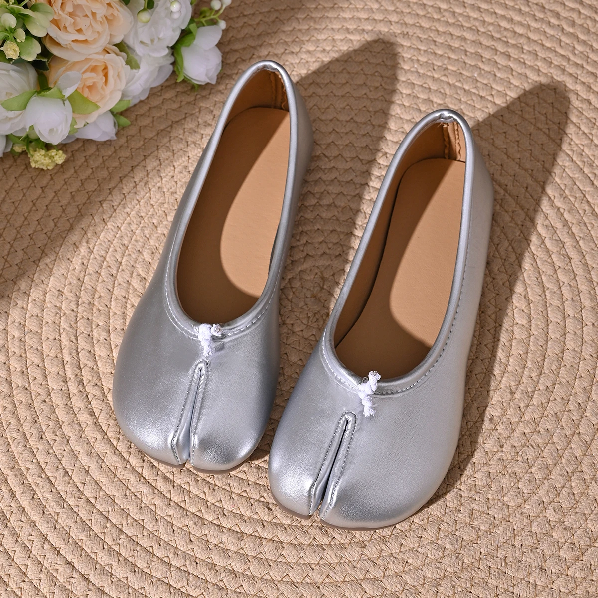 Women Cozy Leather Flats Split Hoof Toe Loafers Femme Mary Jeans Mocasines Ladies Ballerina Shoe