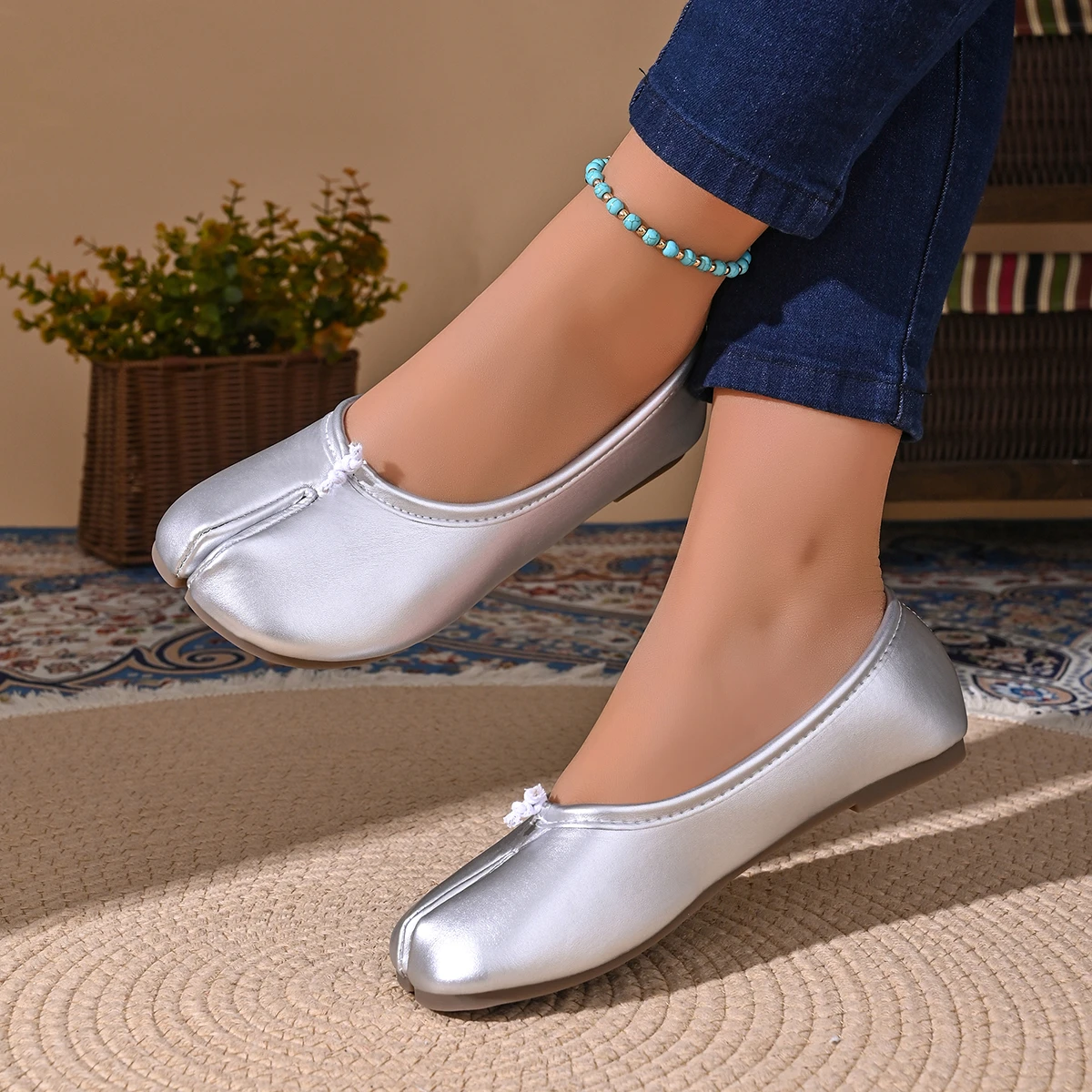 Women Cozy Leather Flats Split Hoof Toe Loafers Femme Mary Jeans Mocasines Ladies Ballerina Shoe