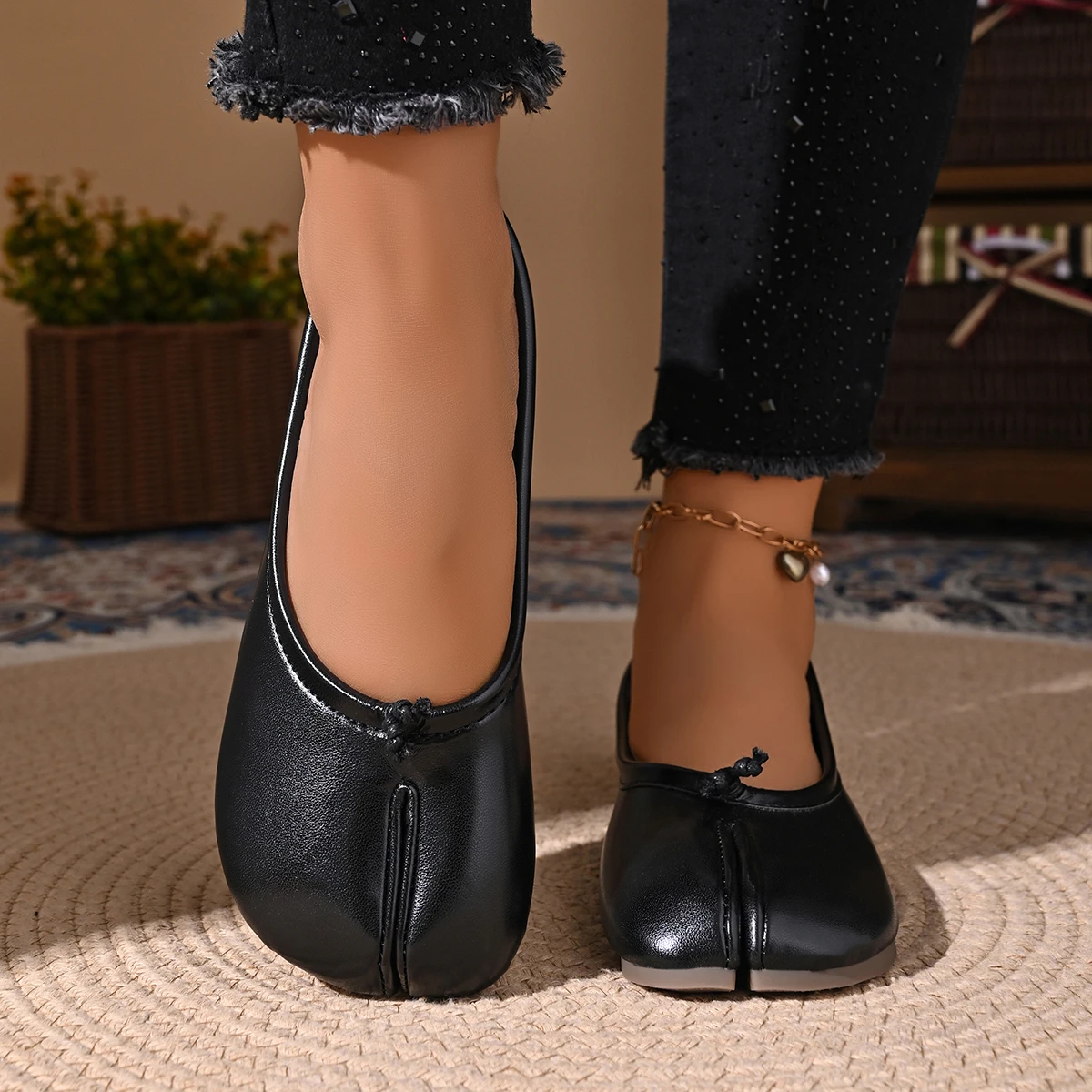 Women Cozy Leather Flats Split Hoof Toe Loafers Femme Mary Jeans Mocasines Ladies Ballerina Shoe
