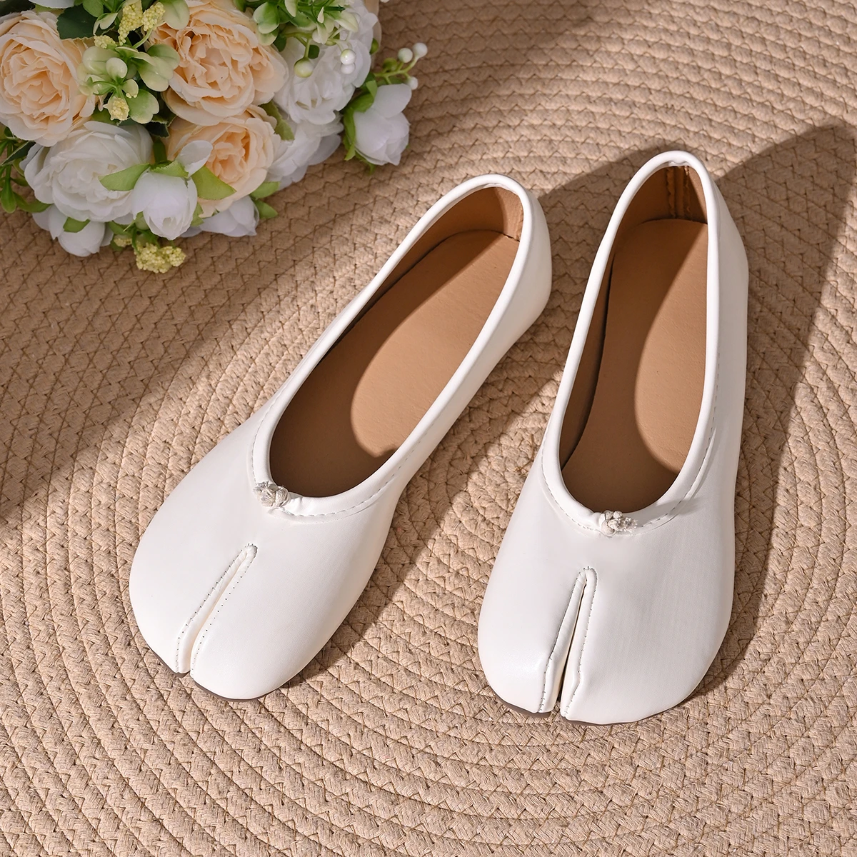 Women Cozy Leather Flats Split Hoof Toe Loafers Femme Mary Jeans Mocasines Ladies Ballerina Shoe