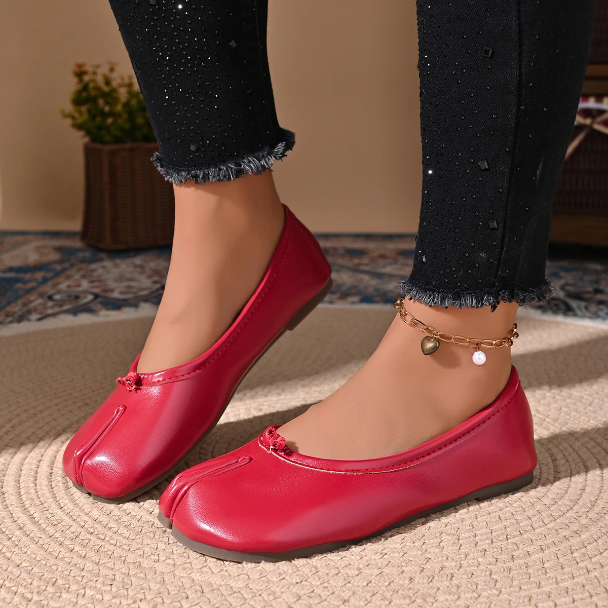Women Cozy Leather Flats Split Hoof Toe Loafers Femme Mary Jeans Mocasines Ladies Ballerina Shoe