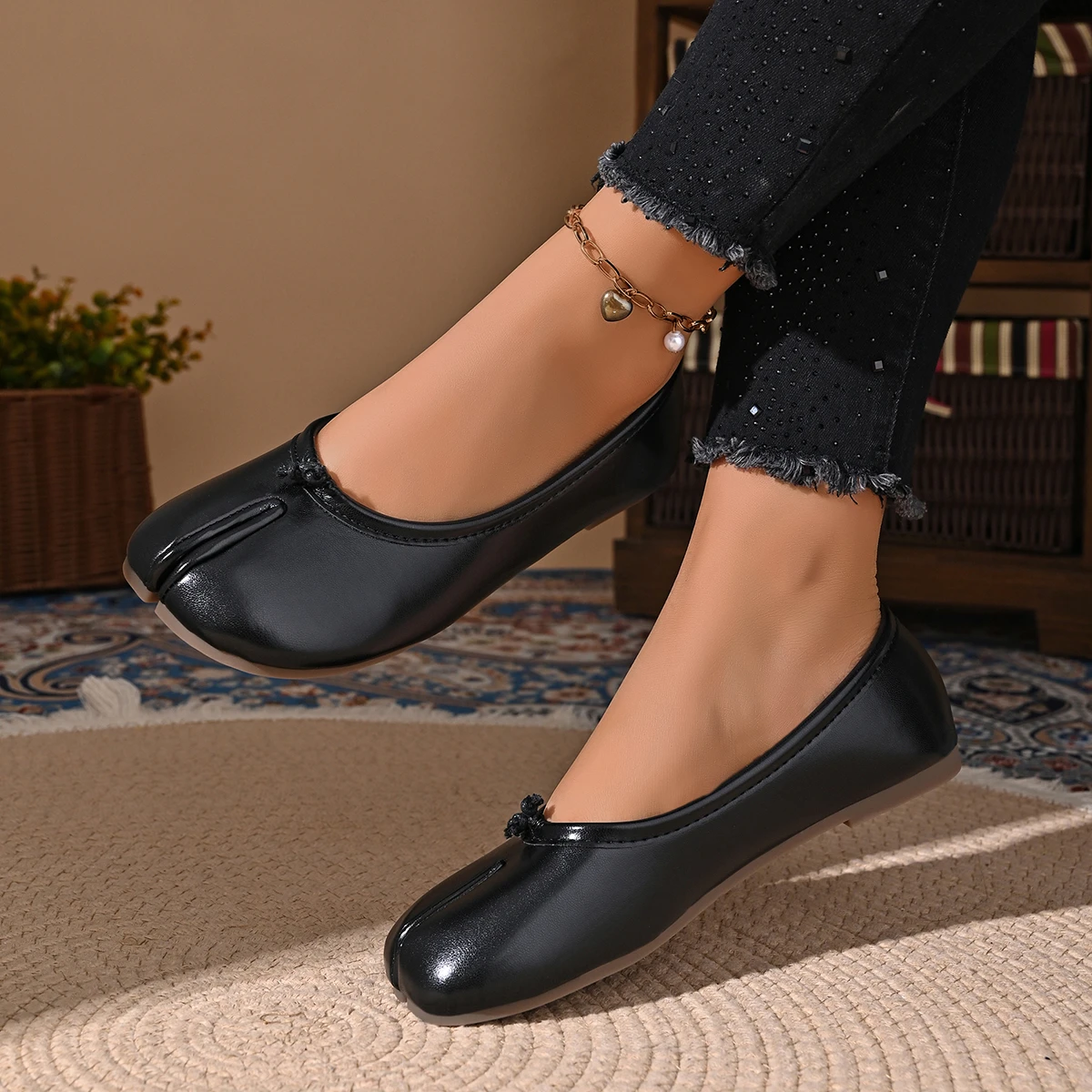 Women Cozy Leather Flats Split Hoof Toe Loafers Femme Mary Jeans Mocasines Ladies Ballerina Shoe